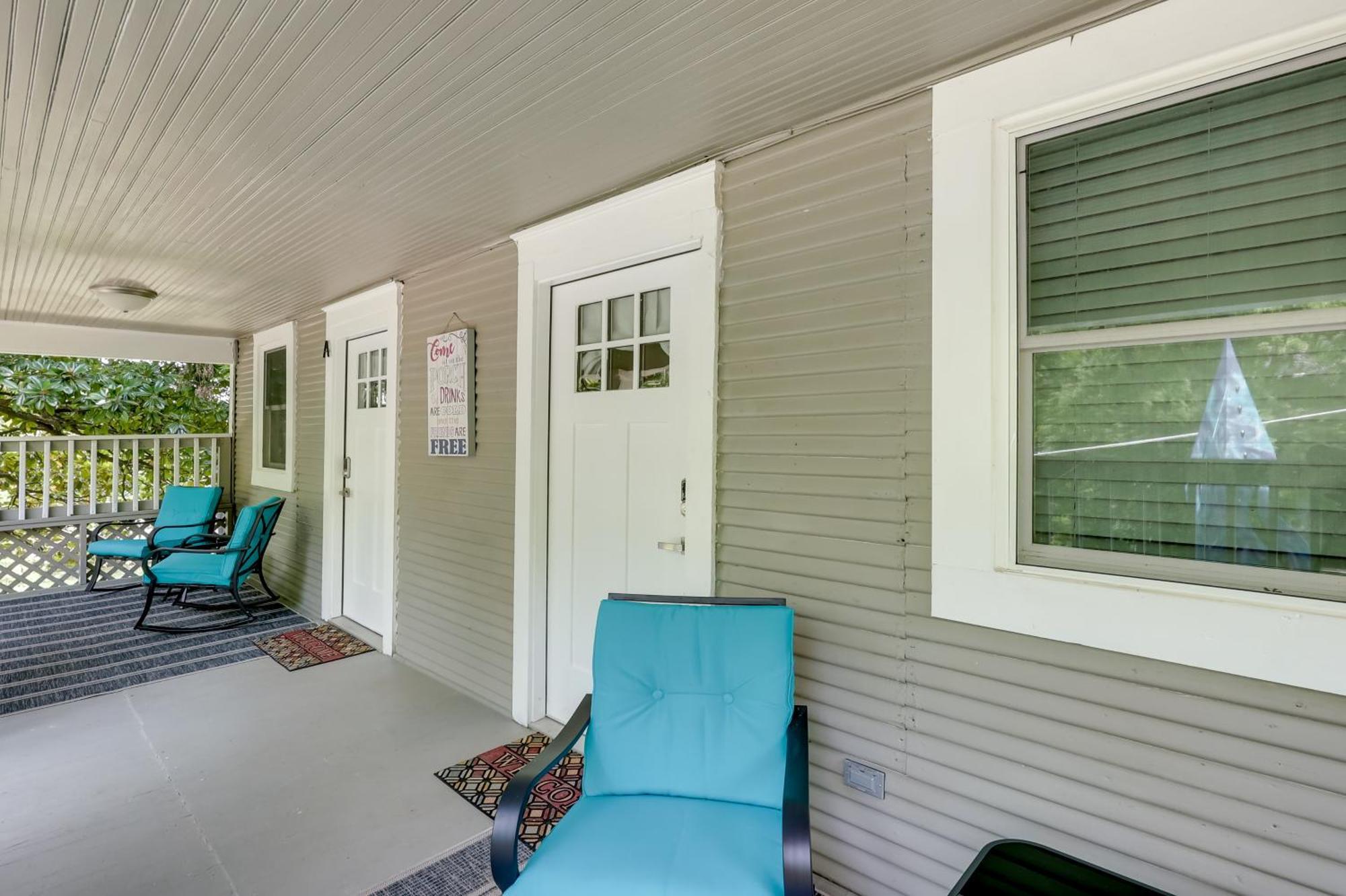 With Yard, Walk To Bathhouse Row! Casa vacanze *